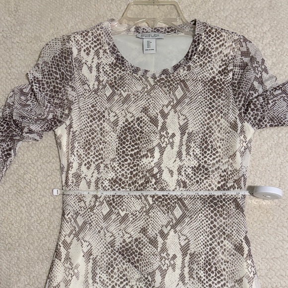 Rachel Zoe Snake Print Long Sleeve Dress - Picture 4 of 6